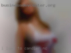I love to in Candler, NC please a sweet lady/wife.